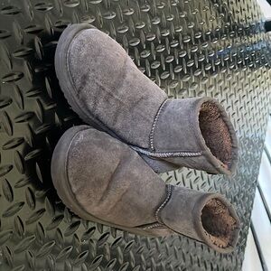 Uggs short ankle booties size 8